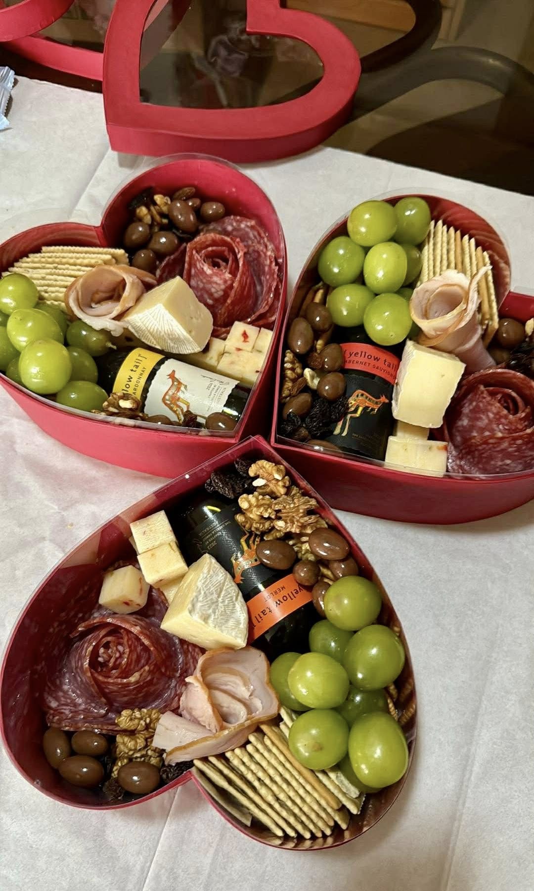 Nuts and menu display
